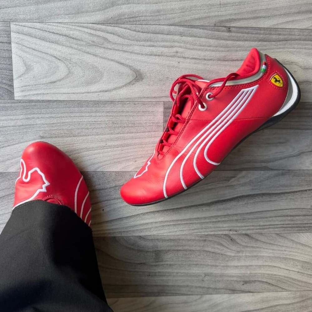 Puma Scuderia Ferrari Future Cat Size US 7.5 Red Sneakers
